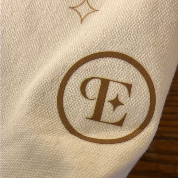 Enchant Christmas Wonder White Tote Bags Set of 2 NWT - Picture 5 of 5